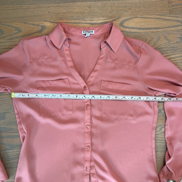Express soft pink button down blouse - size small - Picture 5 of 7